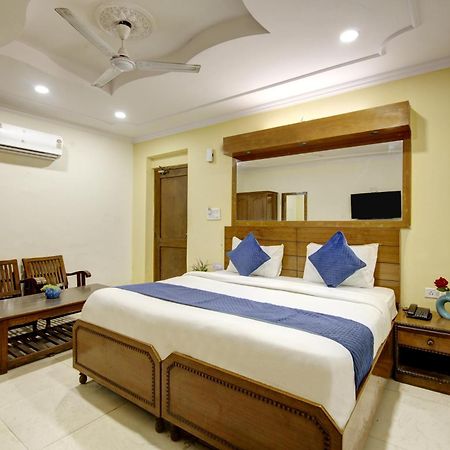 Hotel The Eden Park Noida Dış mekan fotoğraf